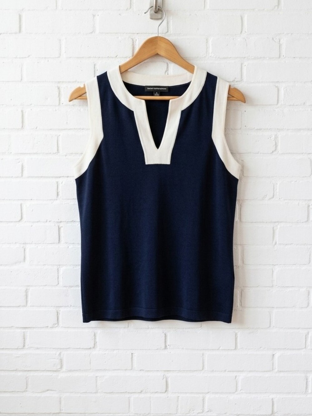 Gretchen Scott Designs Blue &  White Structured Top LARGE